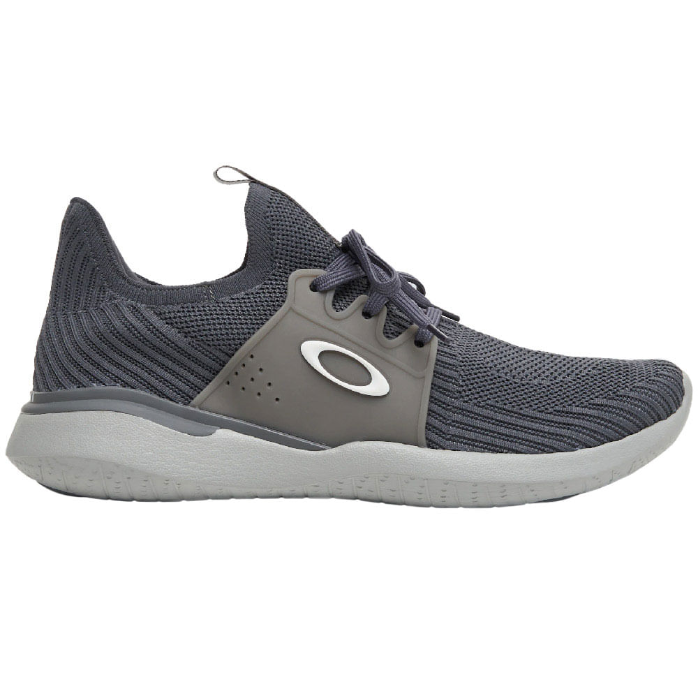 Oakley Men's Chagos Sneaker Shoes - Worldwide Golf Shops