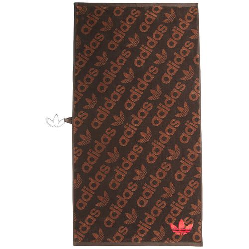 adidas Originals Premium Golf Towel